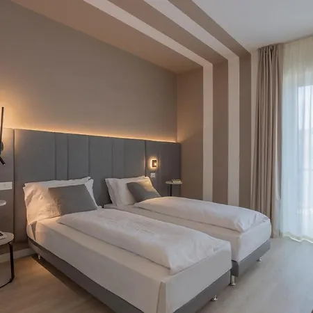 Garni Selene 2* Malcesine