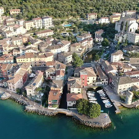 Garni Selene 2* Malcesine