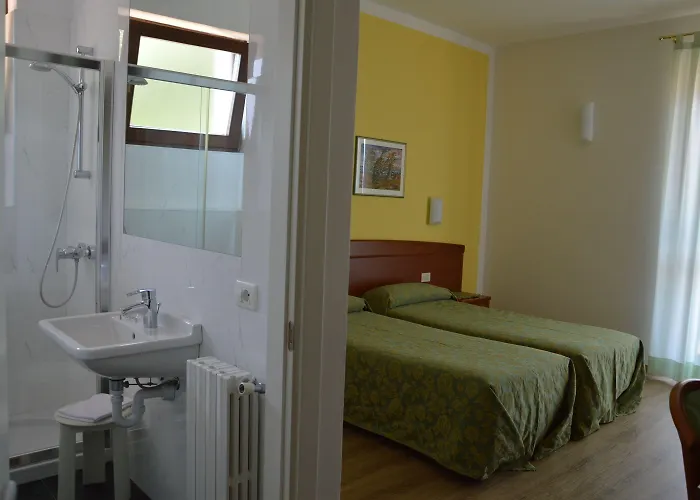 Otel Garni Selene 2*