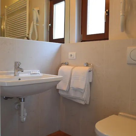 Hotel Garni Selene 2*