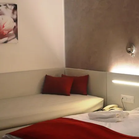 Garni Selene Hotel 2*